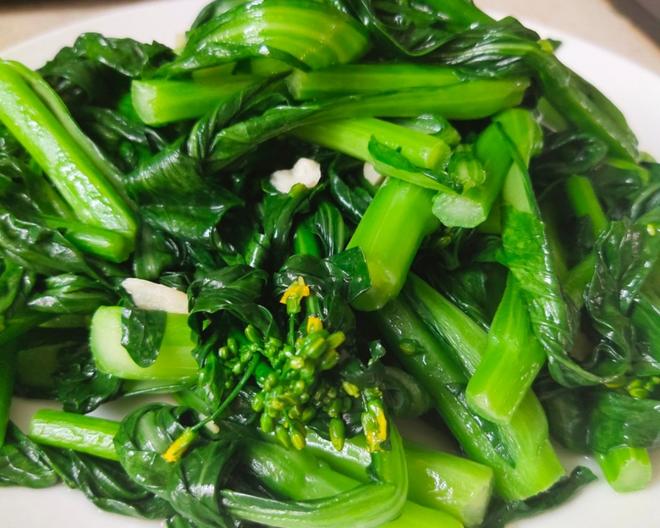 【丸子粉条汤的家常做法】— 宠物护理人员的温暖食谱